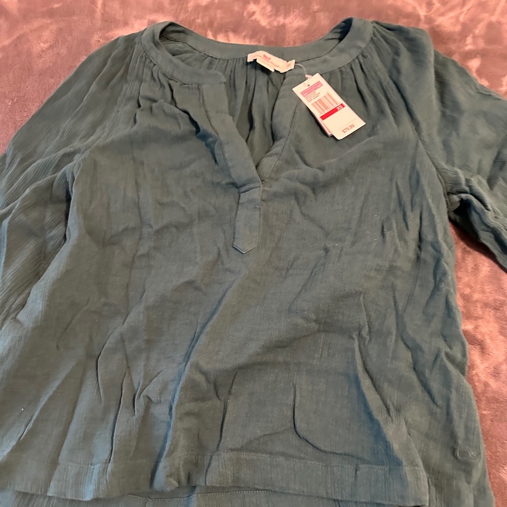 Vineyard Vines blouse
